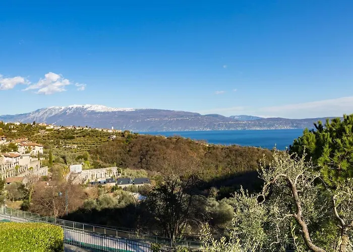 Panorama - Garda View - By Host4u 아파트 *